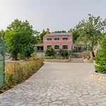 Villa Oros