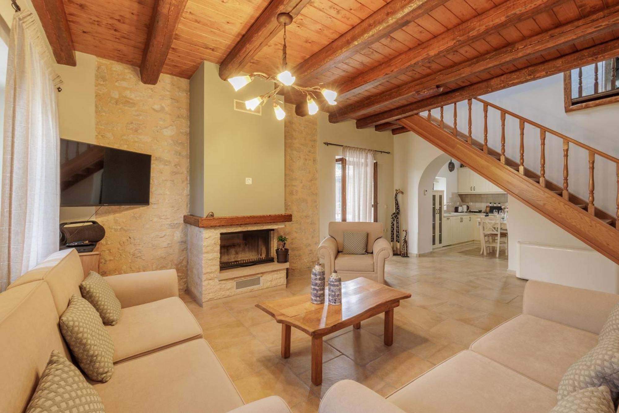 Villa Oros Strinilas
