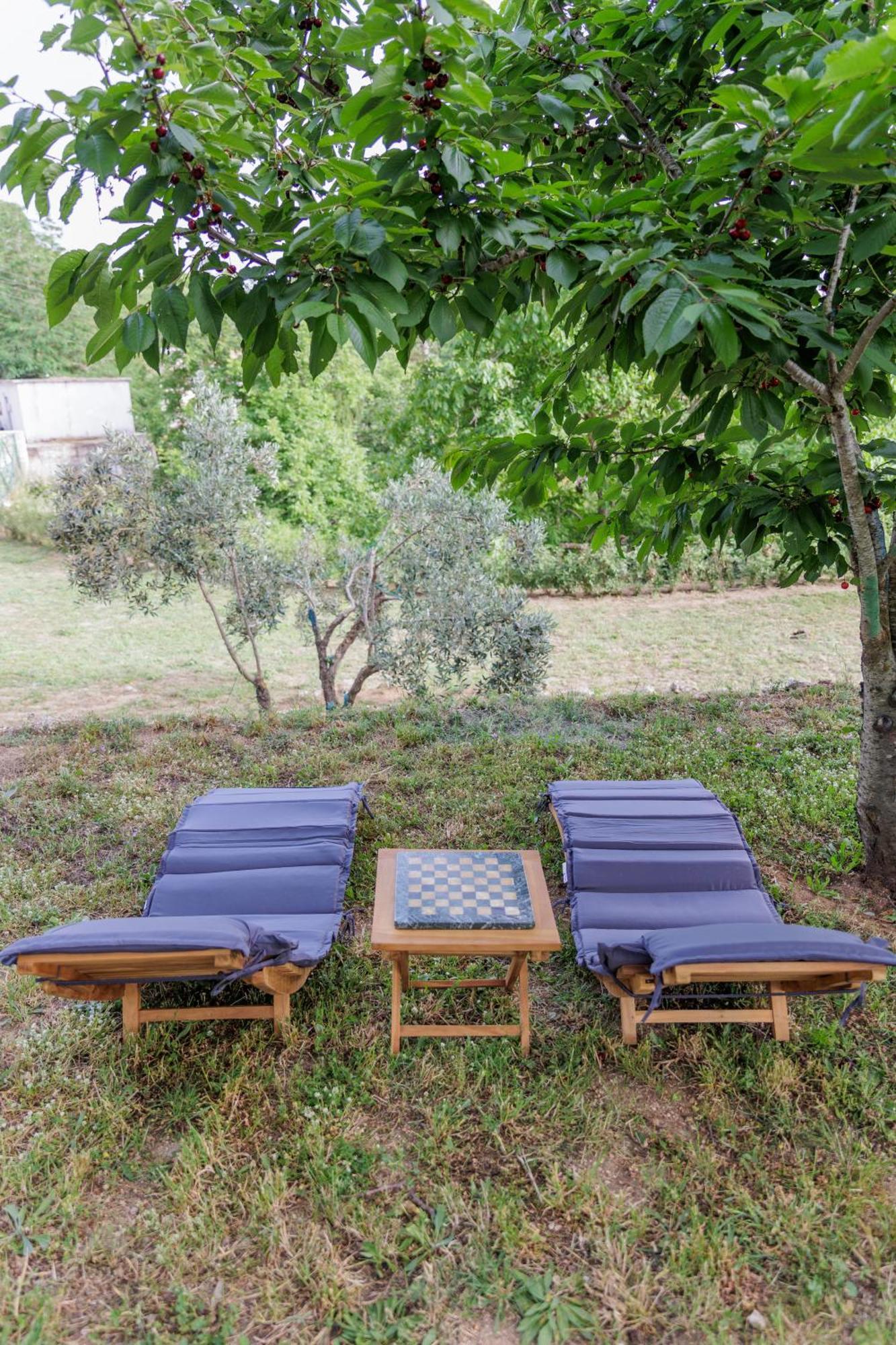 Villa Oros Strinilas