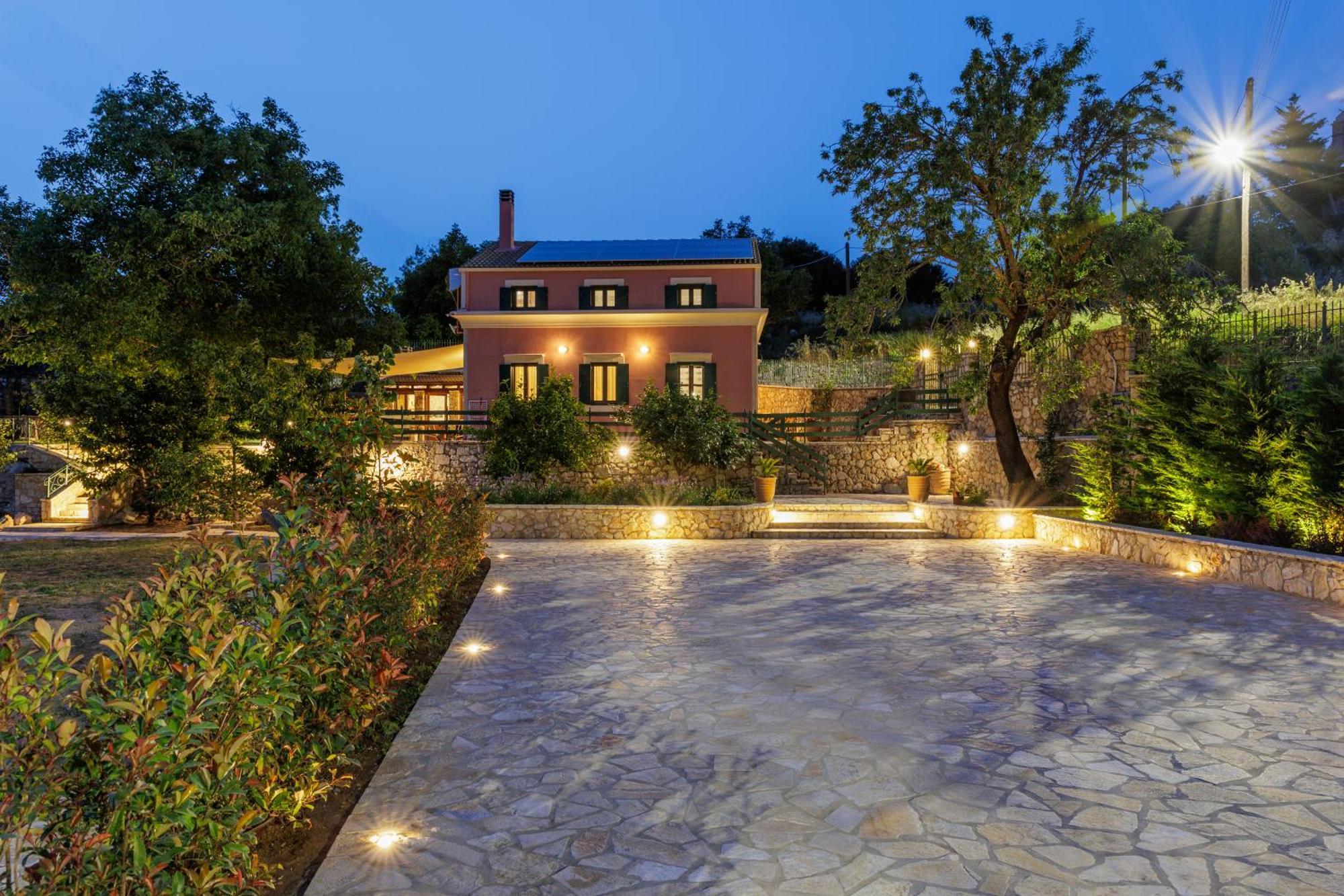 Oros Villa